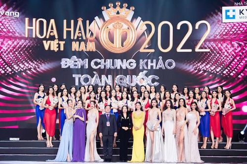 Rèn phong thái không phải là nhân bản mang tính công nghiệp