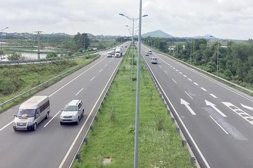 Vì sao một Thứ trưởng Bộ Giao thông phải phụ trách ban quản lý dự án?