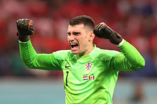 Croatia vào tứ kết World Cup sau loạt luân lưu 11 m
