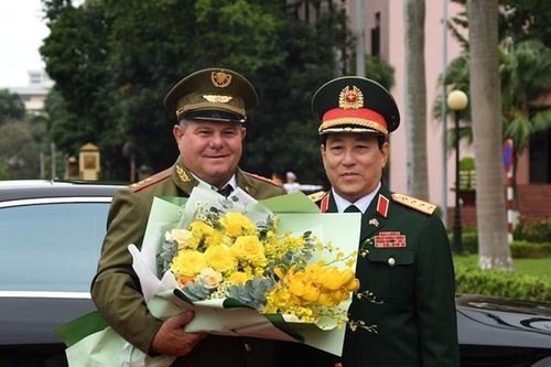 'Đảng, Nhà nước, Nhân dân và quân đội Việt Nam sẽ luôn kề vai sát cánh, ủng hộ Cuba tối đa'