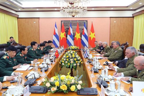 Chủ nhiệm chính trị Lực lượng vũ trang cách mạng Cuba thăm Việt Nam