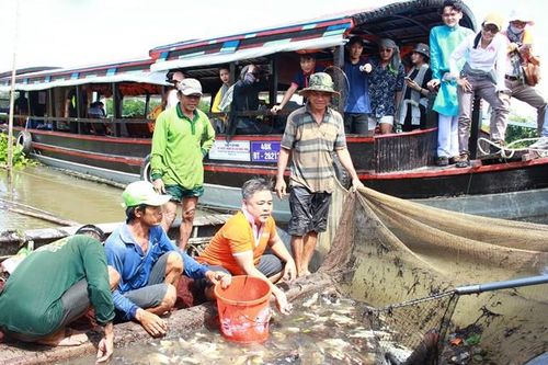 Thí điểm Tour du lịch sông nước kết hợp trải nghiệm làng nghề truyền thống