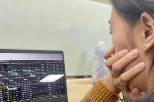 Dòng tiền khiến VN-Index tăng mạnh đến từ đâu?