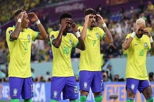 'Sự màu mè' của tuyển Brazil