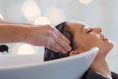 2 khung giờ tuyệt đối không gội đầu khi trời lạnh