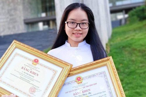 Nữ sinh lớp 12 chia sẻ những lợi ích khi học giỏi 'môn phụ'