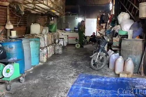 Phát hiện cơ sở chế biến dầu mỡ heo không đảm bảo vệ sinh ở Đồng Nai