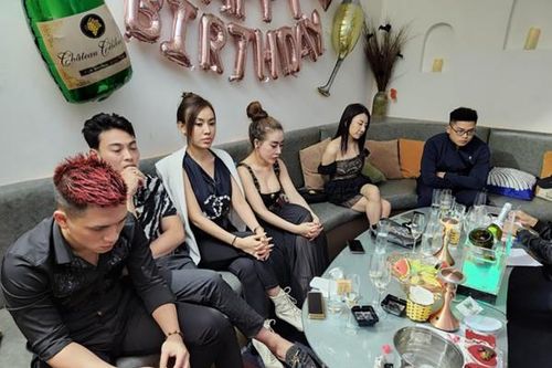 Con đường sa ngã của Dung 'Thà'