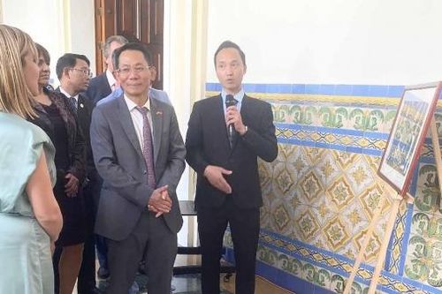 Đại sứ quán Việt Nam tổ chức hoạt động kỷ niệm 33 năm thiết lập quan hệ ngoại giao Việt Nam-Venezuela