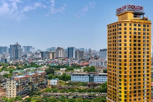Có gì bên trong khách sạn dát vàng 'độc nhất vô nhị' tại Hà Nội