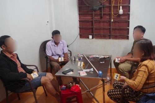 Quảng Bình: Bắt ổ cá độ bóng đá mùa World Cup