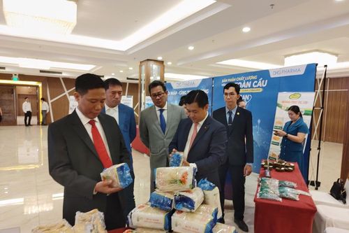 Cân nhắc mở đường bay Cần Thơ - Campuchia