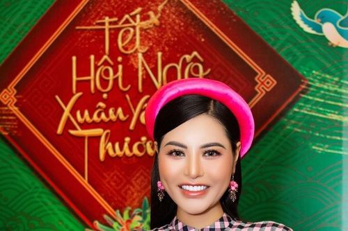 Hoa hậu Di Khả Hân dành một tình yêu đặc biệt cho những ngày xuân