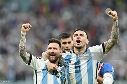 Tuyển Hà Lan gục ngã trong ngày siêu sao Messi tỏa sáng