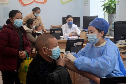 Trung Quốc nới lỏng thêm chính sách Covid-19, từng bước khôi phục chuỗi cung ứng