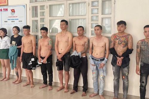 Bắt băng nhóm dùng 'hàng nóng' để cướp tại Đồng Nai