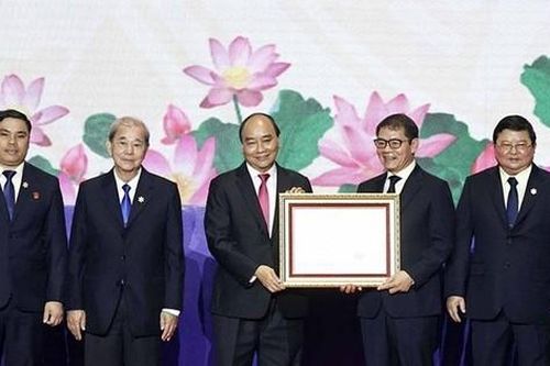 THACO kỷ niệm 25 năm thành lập, đón nhận Huân chương Lao động hạng Nhất