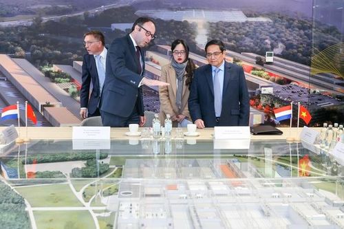 Thủ tướng thăm 'thung lũng Silicon' của châu Âu, đề nghị Hà Lan hỗ trợ xây dựng Brainport tại Hà Nội