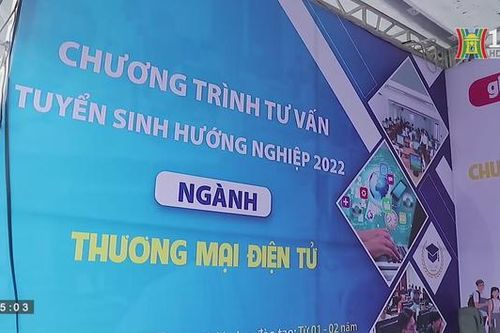 Gắn kết giáo dục với thị trường lao động