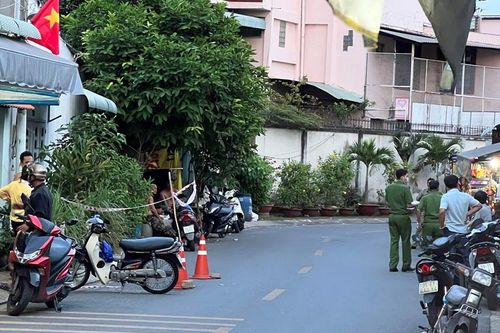 Thanh niên bất ngờ bị đâm tử vong khi đang ngồi uống cà phê