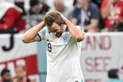 Vì sao cầu thủ giỏi có thể sút penalty kém