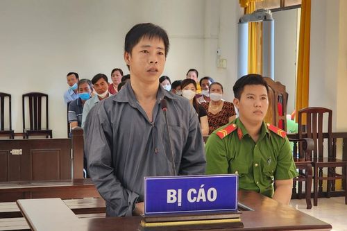 Tuyên phạt 15 năm tù do đâm bạn nhậu tử vong vì… con ghẹ