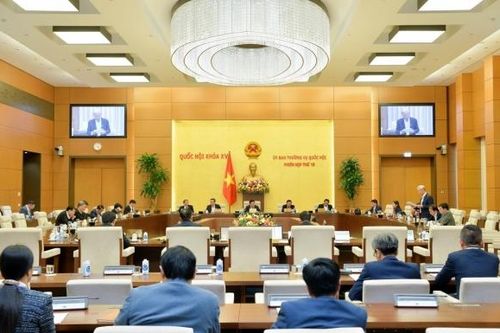 Trình Quốc hội điều chuyển hơn 2.268 tỷ đồng kinh phí của Tổng cục Thuế, Tổng cục Hải quan