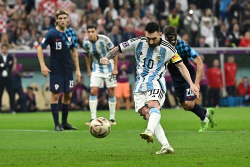 Quả phạt đền ở trận Argentina - Croatia gây tranh cãi