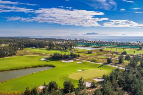 Loạt dự án sân golf 'ôm đất'… nằm im