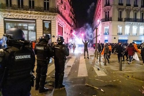 Cảnh báo nguy cơ bạo động giữa CĐV Pháp và Morocco tại Paris
