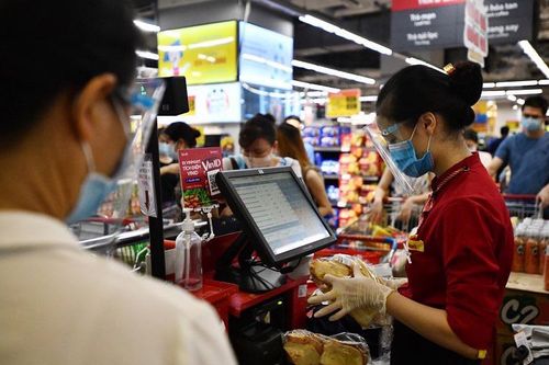 Doanh nghiệp dịch vụ 'khát' lao động cuối năm