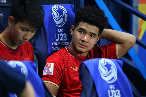 Tuyển Việt Nam loại Hà Đức Chinh trước AFF Cup