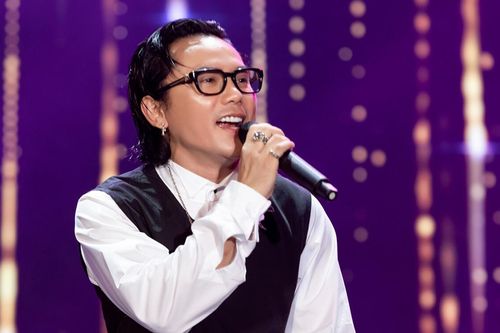 Vừa comeback sau 12 năm vắng bóng sân khấu, Mars Anh Tú có sự 'lột xác' về ngoại hình