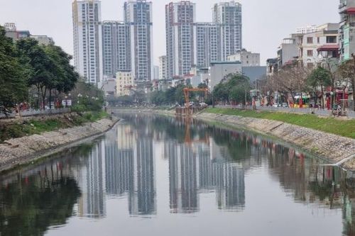 Hà Nội dự kiến thu tiền dịch vụ thoát nước 12 quận: Khó khả thi