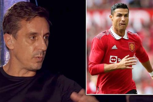 Gary Neville muốn Ronaldo ở lại Premier League