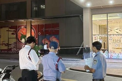 Người đàn ông rơi từ tầng cao chung cư ở TP.HCM