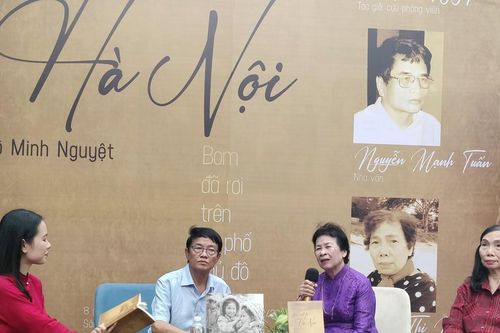'Hà Nội - Điện Biên Phủ trên không' từ góc nhìn của một nhà báo nữ