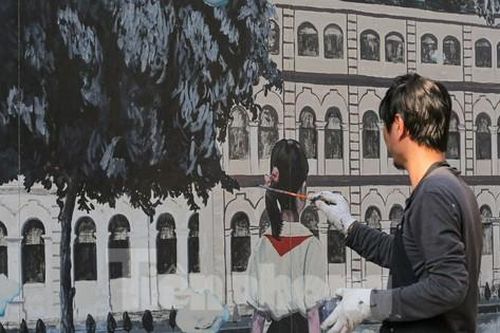 Bắt đầu chỉnh trang phố bích họa Phùng Hưng