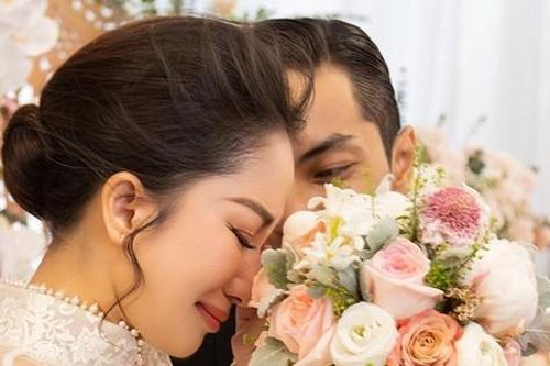 Sao Việt được mùa cưới