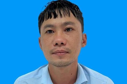 Lập công ty 'ma' để buôn lậu ngà voi, vảy tê tê và xương sư tử