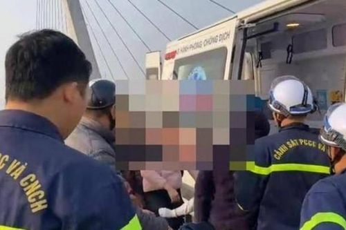 Hà Nội: Kịp thời ngăn chặn hai vợ chồng có ý định nhảy cầu Nhật Tân
