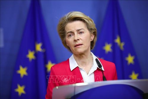 EU tìm kiếm các giải pháp hỗ trợ công nghệ 'xanh' để cạnh tranh với Mỹ
