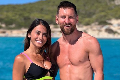 Chân dung cô vợ Messi phải lòng từ khi 5 tuổi