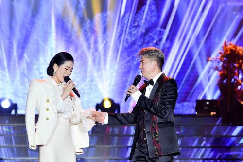 Mỹ Linh, Lệ Quyên, Dương Triệu Vũ thăng hoa trong concert 'The Portrait' của Đàm Vĩnh Hưng