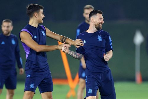 Messi và đồng đội cười thả ga trước trận chung kết World Cup với Pháp