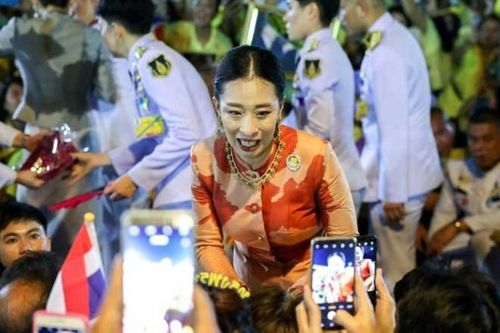 Công chúa Thái Lan phải trợ tim, phổi, thận