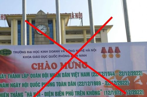 Đình chỉ 2 cán bộ vụ trường đại học treo pano in cờ Trung Quốc