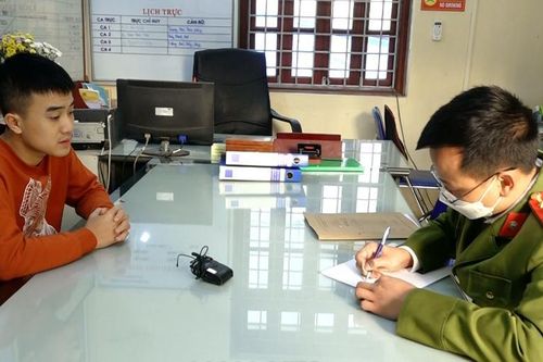 Phát hiện 2 thanh niên giấu loại ma túy mới 'Tobaco' và Adb-Butinaca