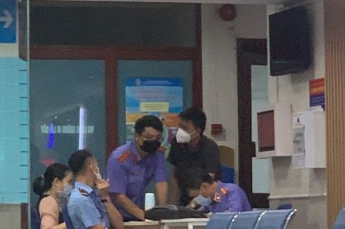Bắt khẩn cấp Chấp hành viên nhận hối lộ 350 triệu đồng
