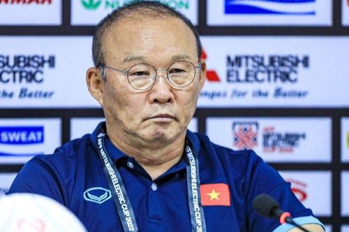 HLV Park Hang Seo cập nhật chấn thương của Quang Hải